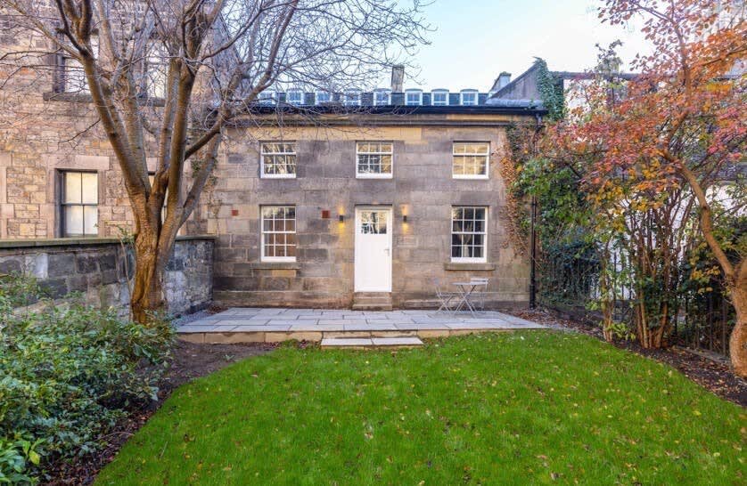Yukina Suite - 2 Bed City Centre House And Garden — Edinburgh, Scotland — vacation rental