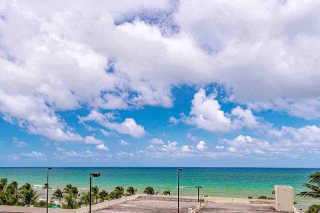Modern Apartment-Balcony-Beachfront Condo+ Gym - Picture 23
