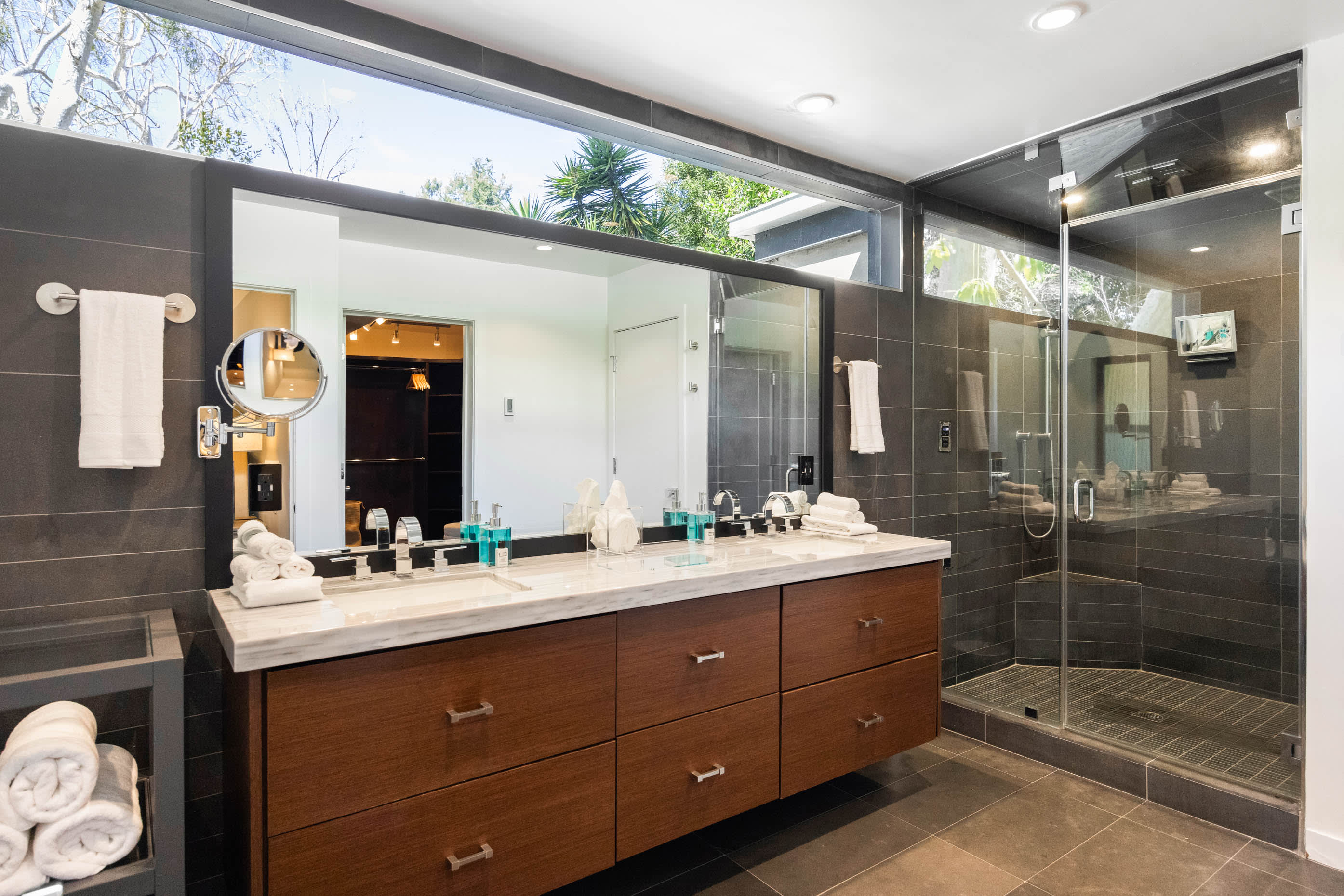 Lavish ensuite bathroom, seamlessly connected to the master bedroom for an exhilarating experience.