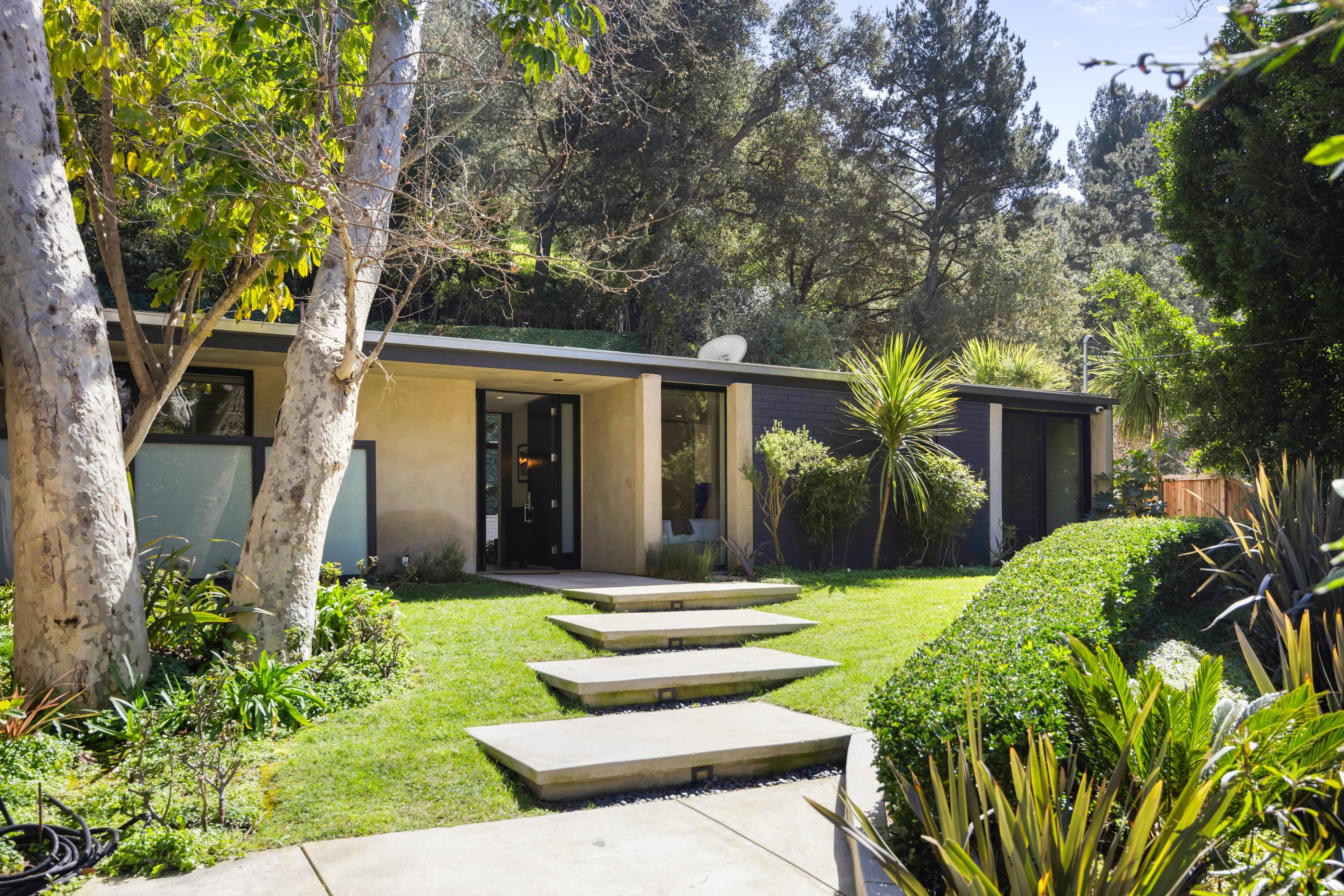 Step into the exquisite Villa Aman, where luxury and tranquility await!
