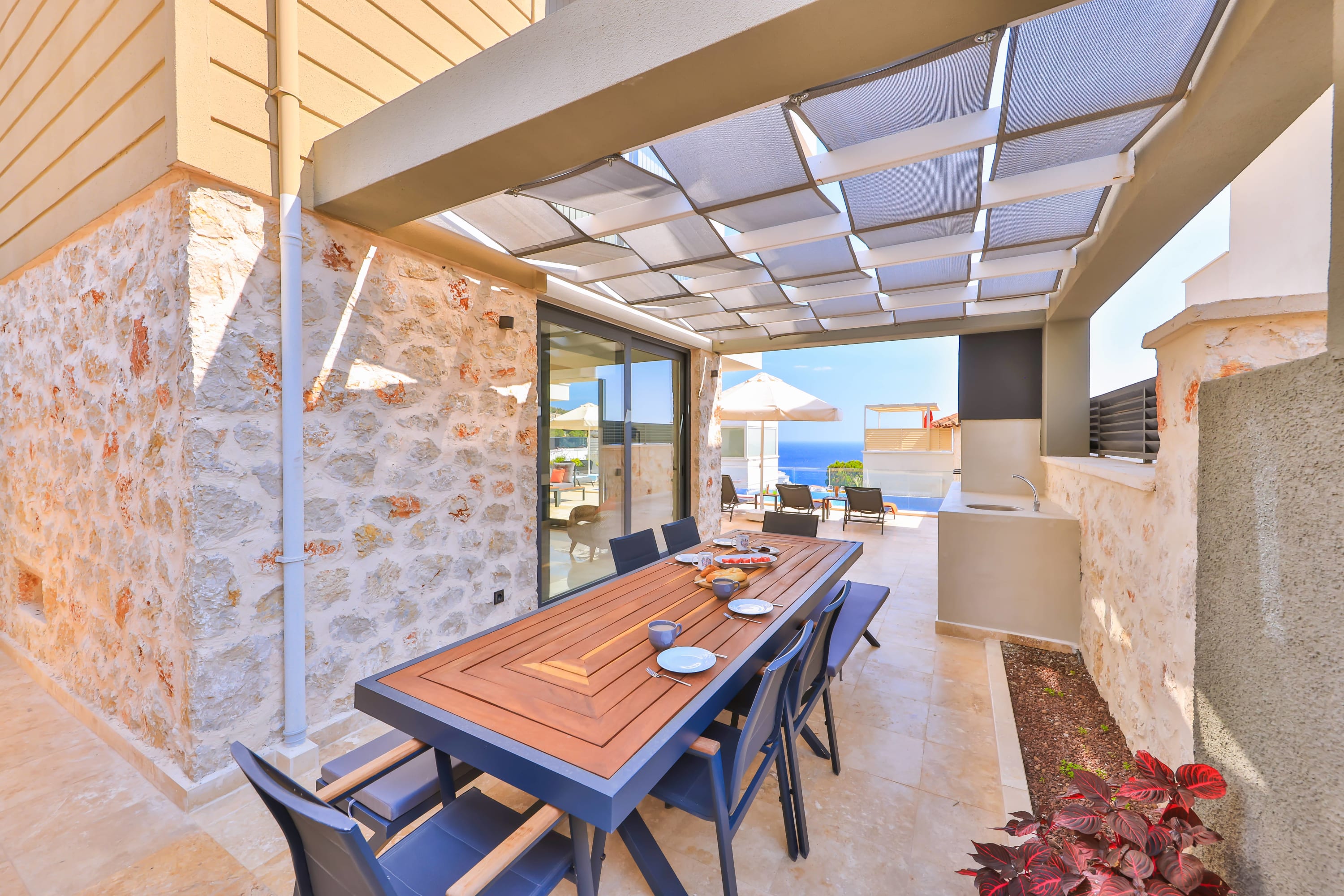 Villa Sura