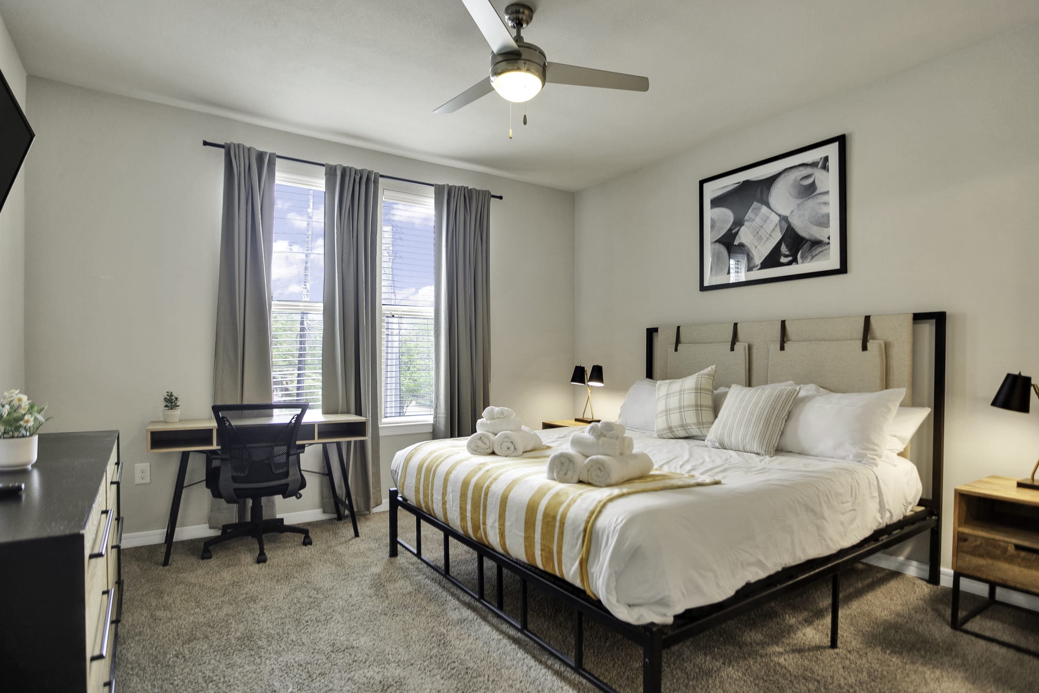 Southtown Standard•Free Parking•Pool/Gym•Riverwalk — San Antonio, TX — vacation rental