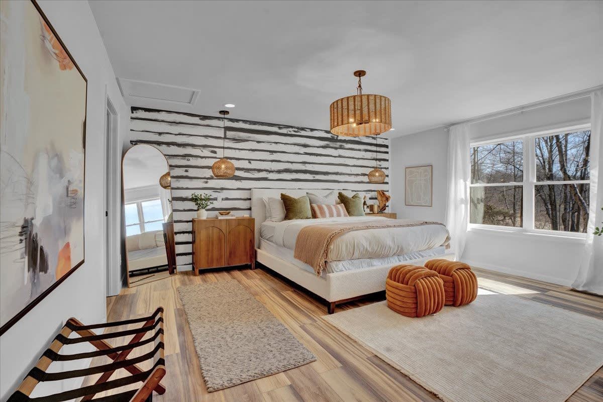 Lake Lux | Lakefront Log Cabin | Hot Tub | Sauna