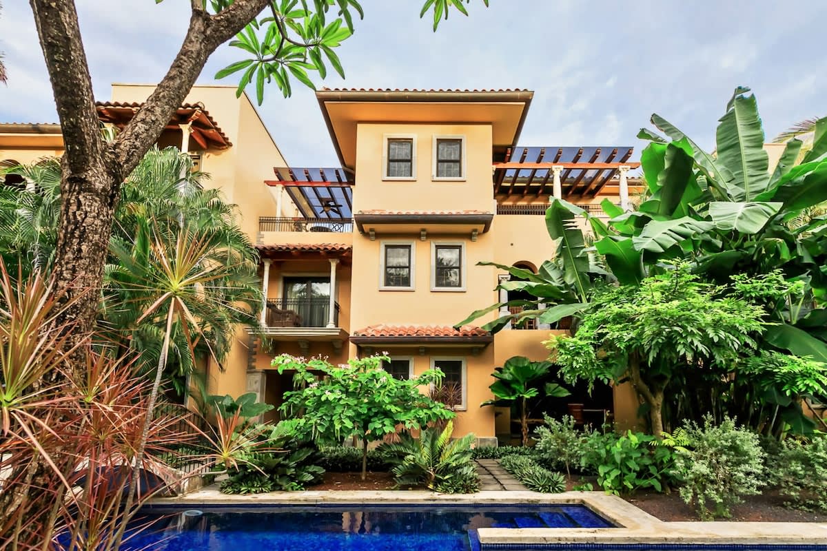 Family-Friendly Beach Condo at Playa Langosta - Vacation Rental in Tamarindo, Costa Rica