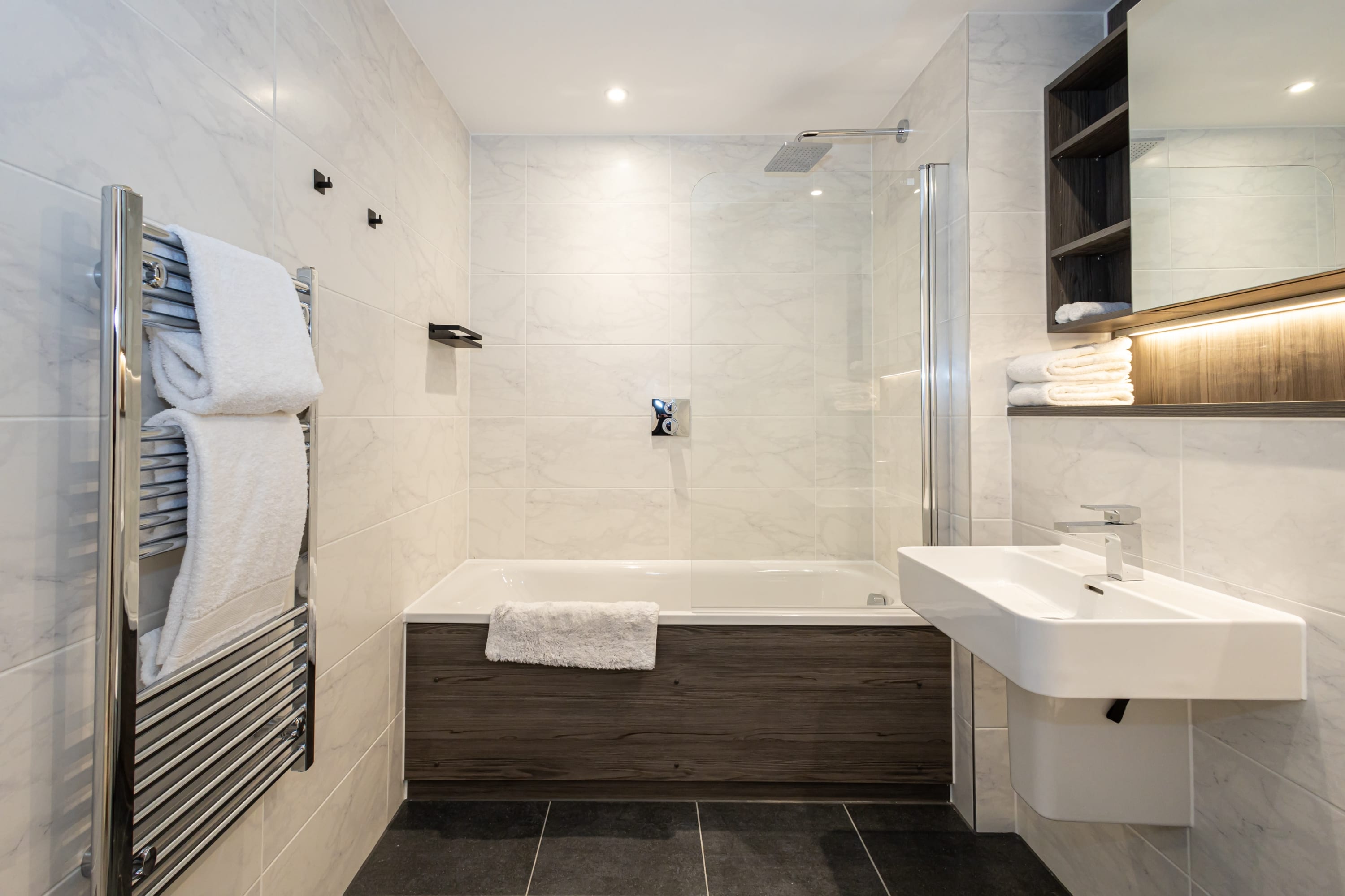 Nuvola Suite I Luxury 1BR Apartment I Sky Views - Picture 13