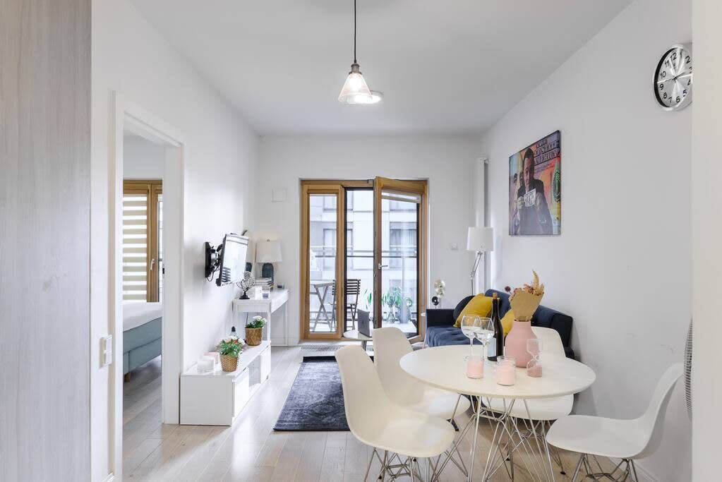 Cozy apartament in Mennica Residence