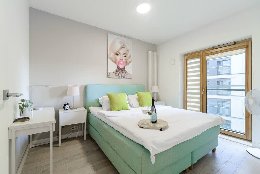 Cozy apartament in Mennica Residence