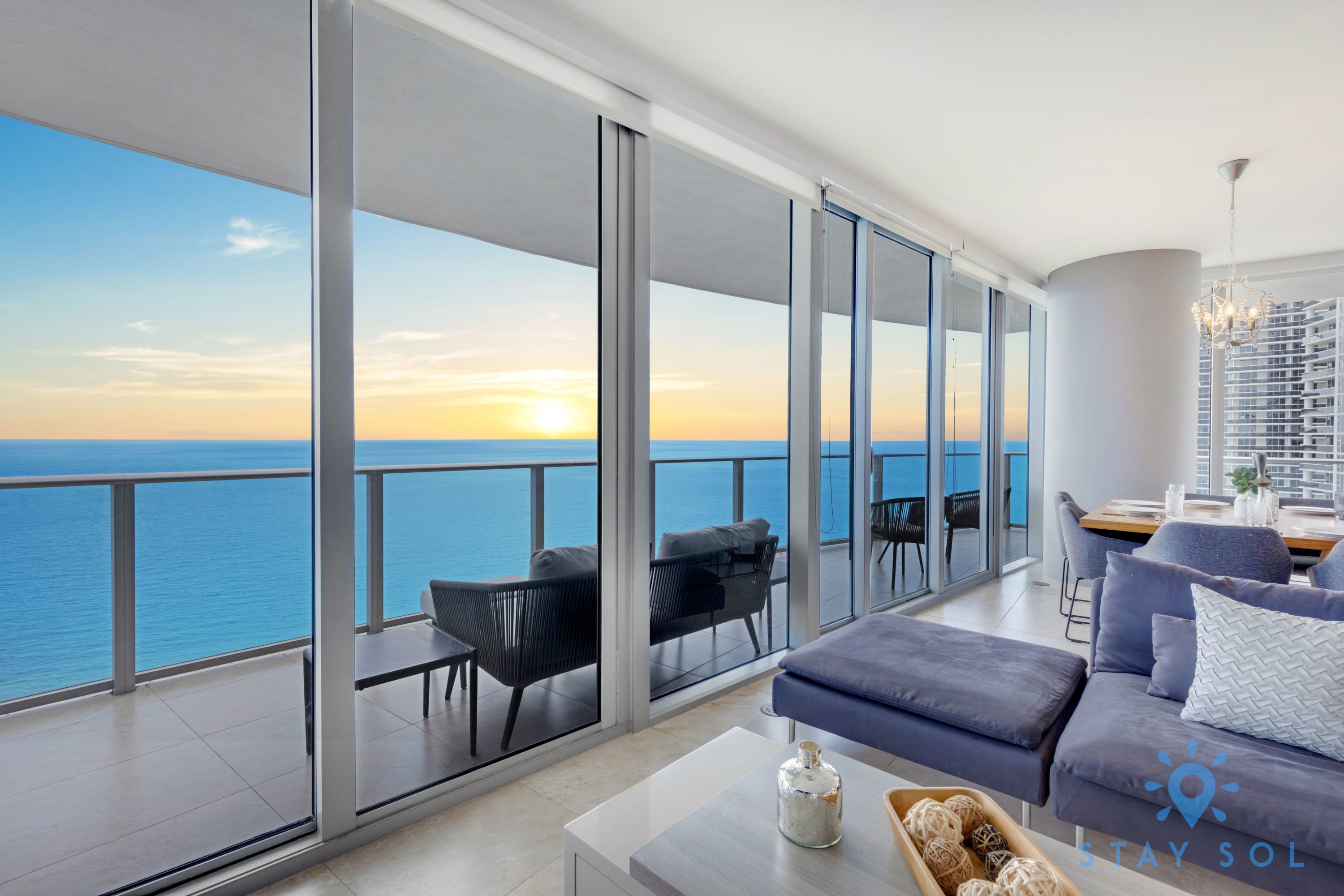 111 Apartment - Oceanfront Sky - 3BR