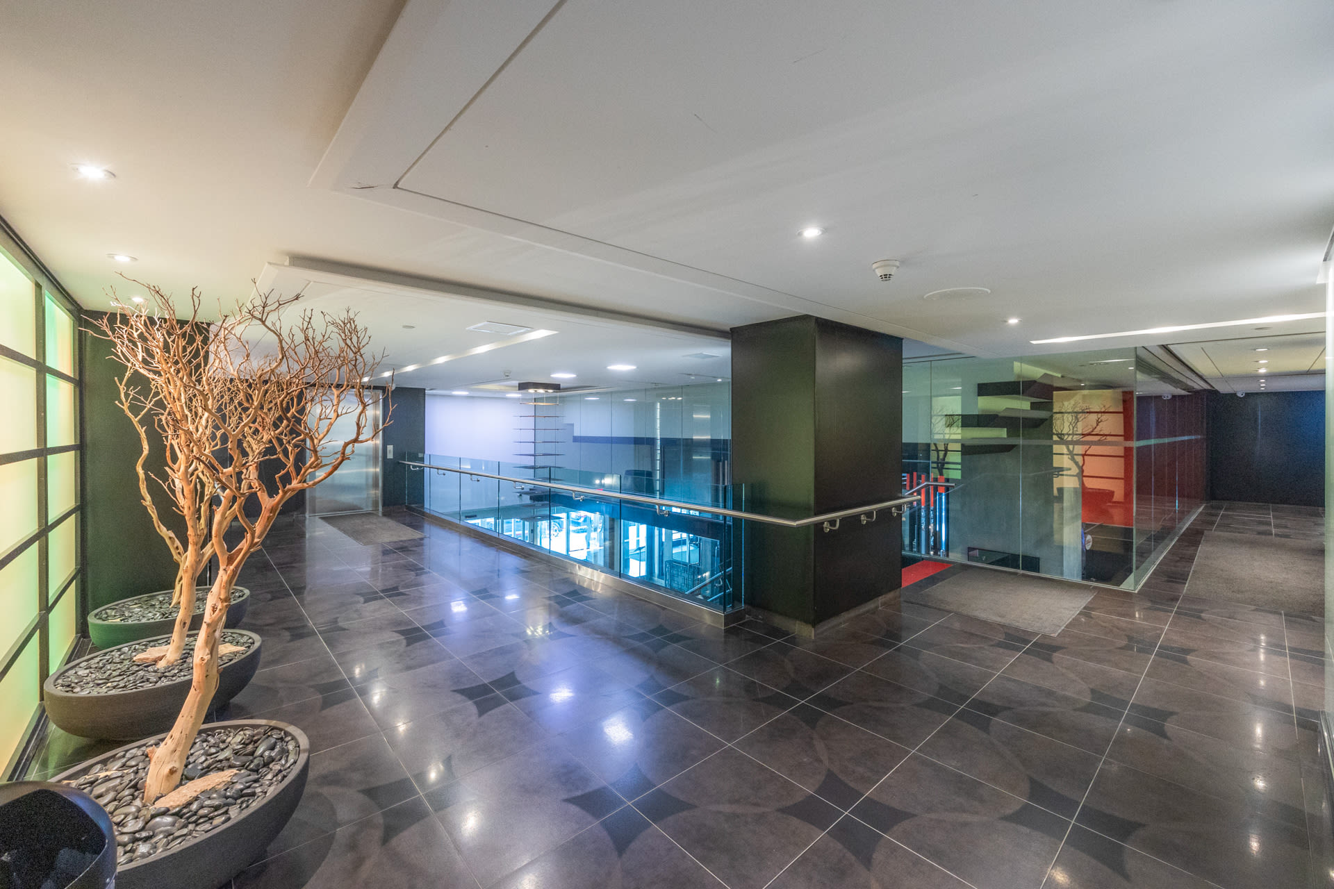 Make A Grand Entrance With This Stunningly Designed Lobby