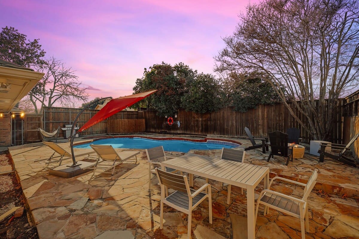 Amazing Big, Home - Cinema Room, Pool and Jacuzzi — Plano, TX — vacation rental