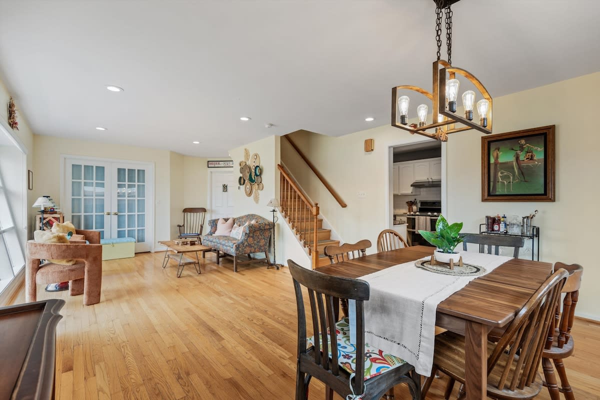 ALX Cape Cod 3-BR Near Old Town & Mount Vernon — Alexandria, VA — vacation rental