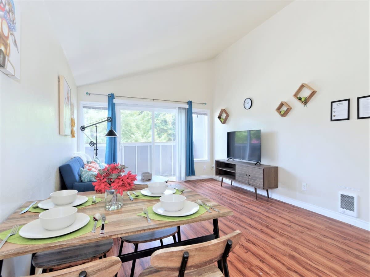 Casa Blanca 6- Private/Modern/Parking/Walk 2 Shops
