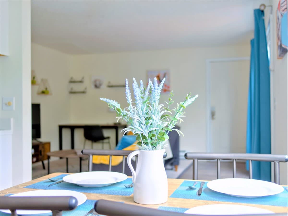Blue Apt. #D |Stylish & Private 1BR |North Seattle