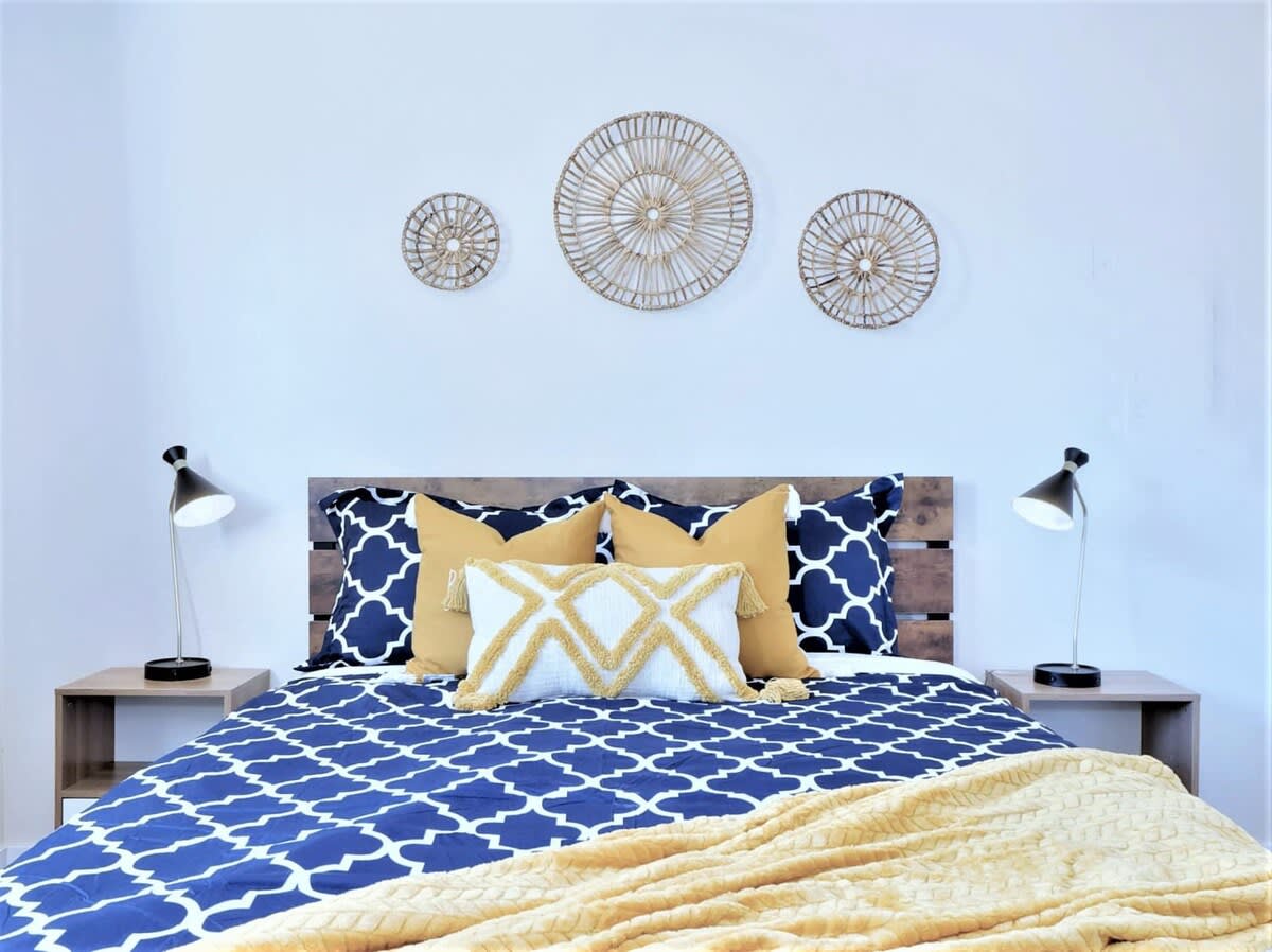 Blue Apt. #A |Stylish & Private 1BR |North Seattle