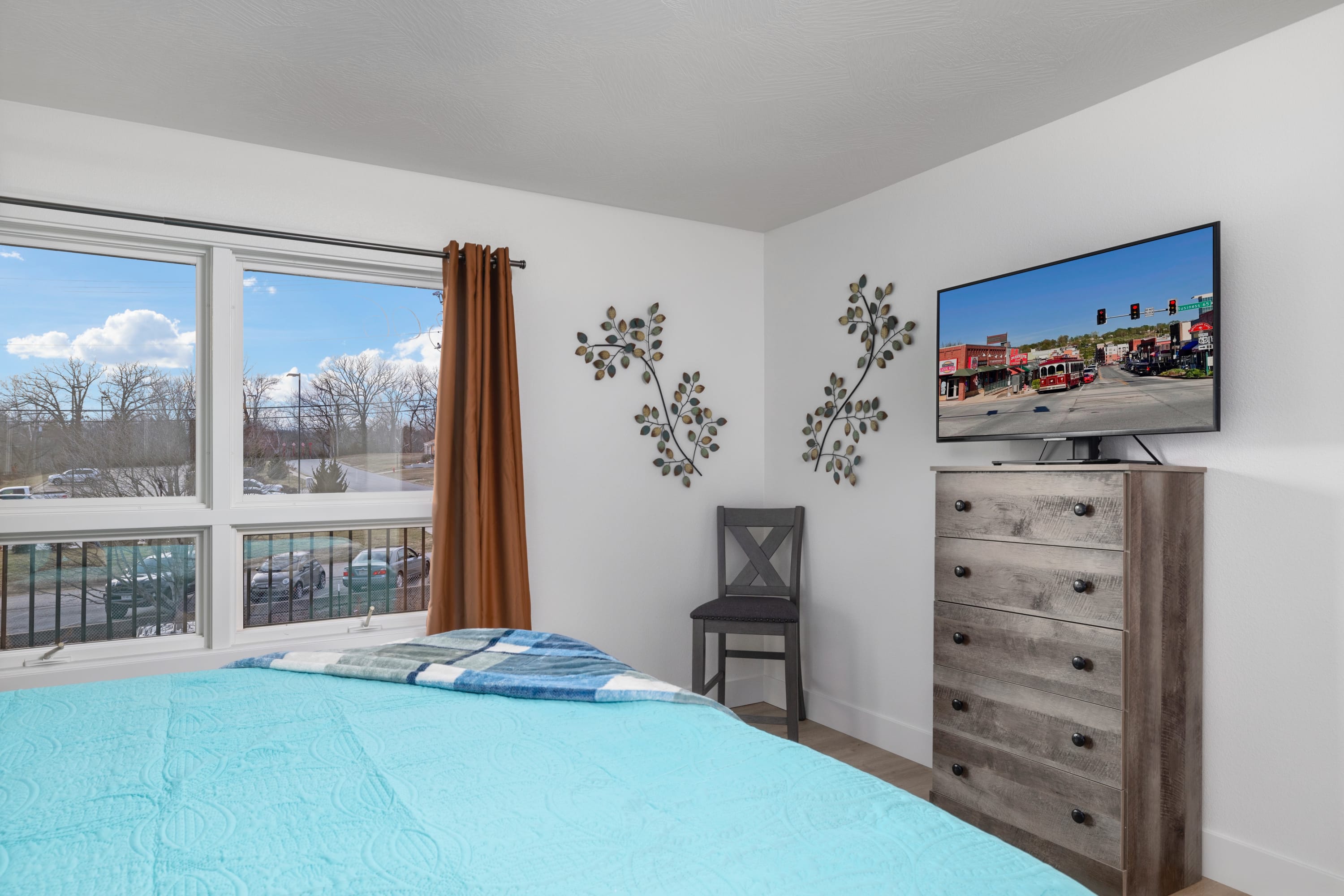 You’ll love the brand-new memory-foam mattresses on both king beds.
