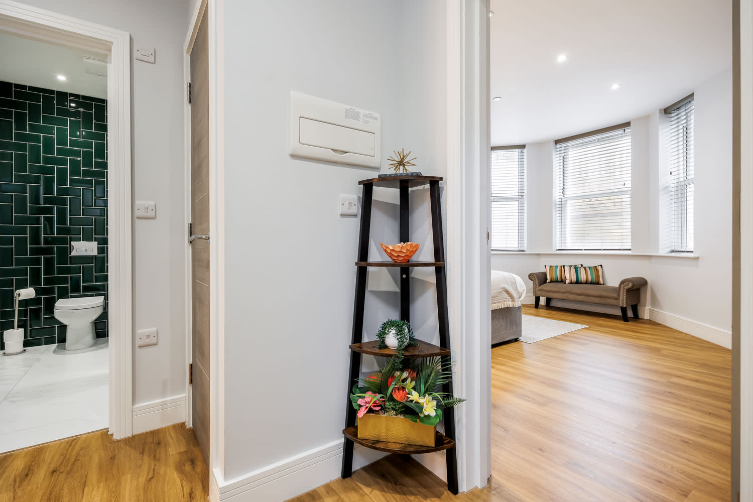 Coastal 1-Bed Apt w/ Free Gym, Parking & Garden