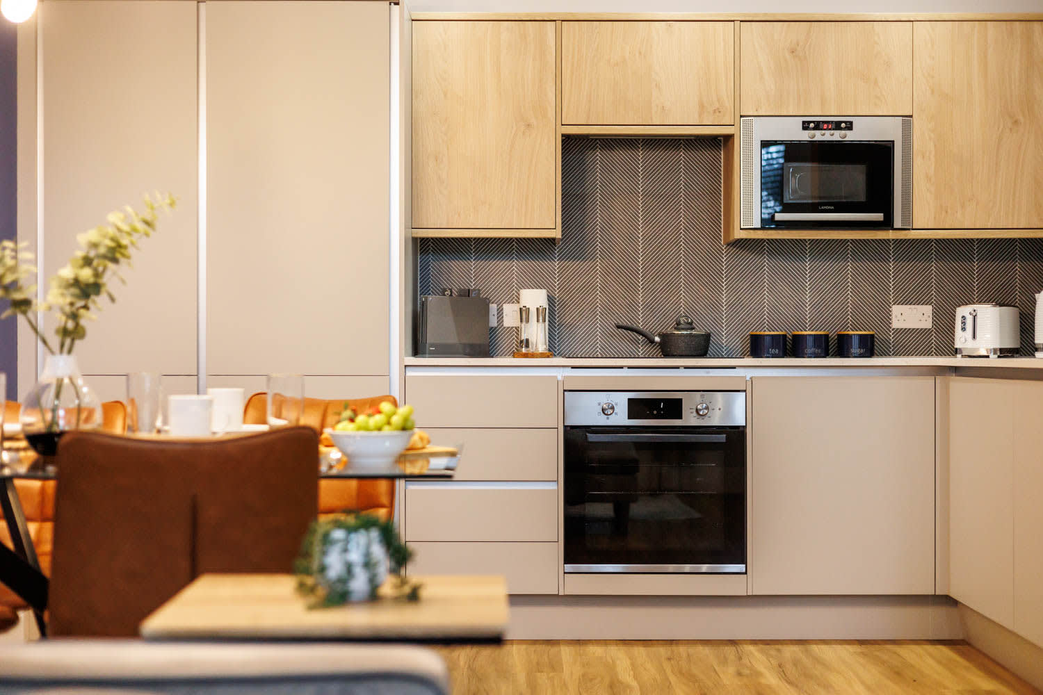 Coastal 1-Bed Apt w/ Free Gym, Parking & Garden