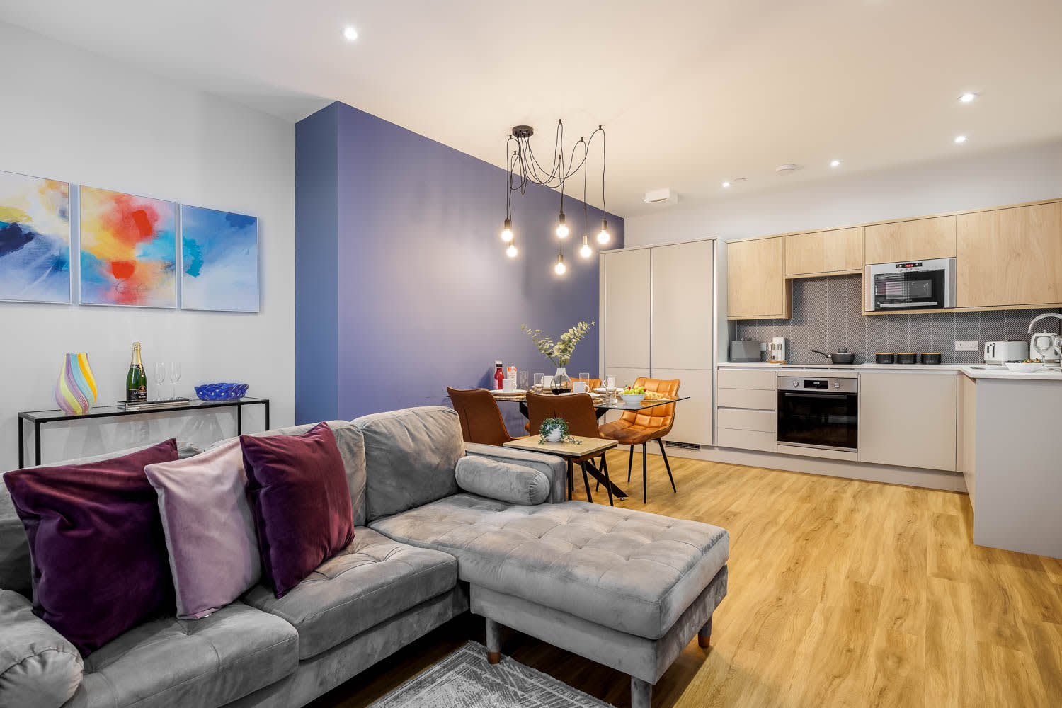 Coastal 1-Bed Apt w/ Free Gym, Parking & Garden