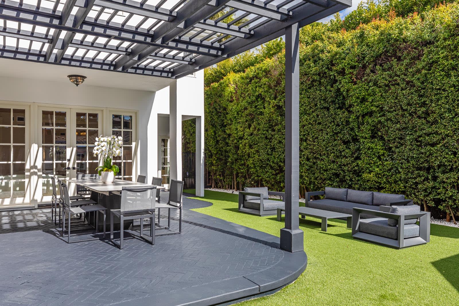 The Beverly Hills Rodeo Estate - Picture 39