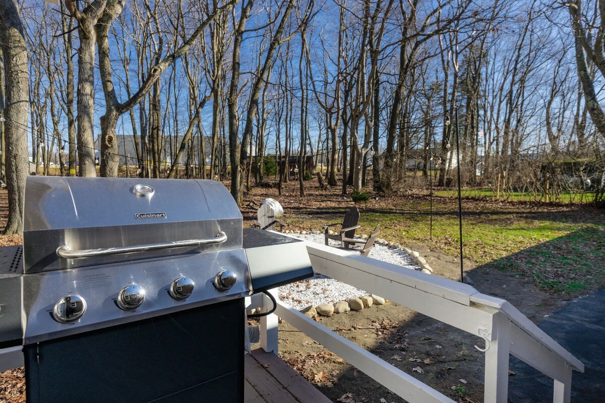 Harvest Hideaway | FirePit | Central Poco Location