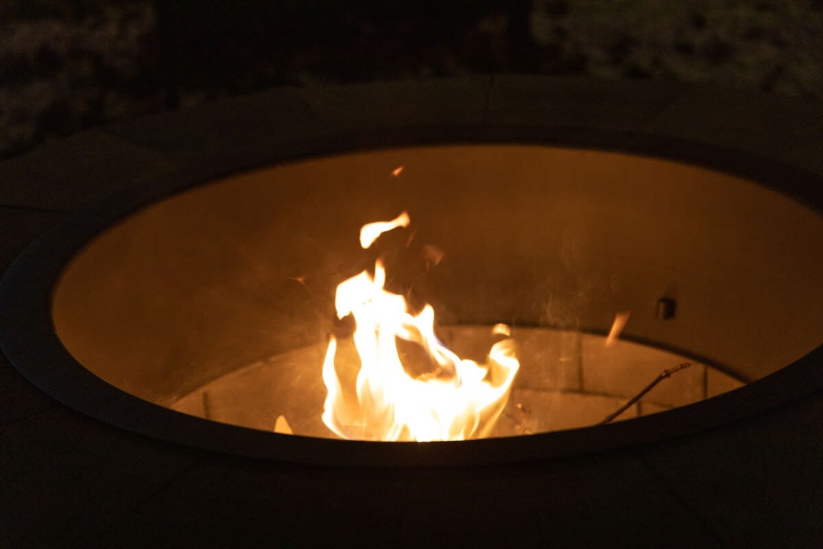 Harvest Hideaway | FirePit | Central Poco Location