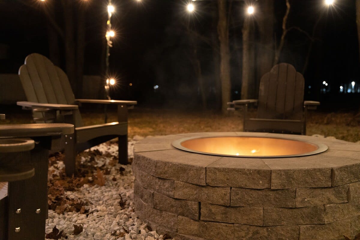 Harvest Hideaway | FirePit | Central Poco Location