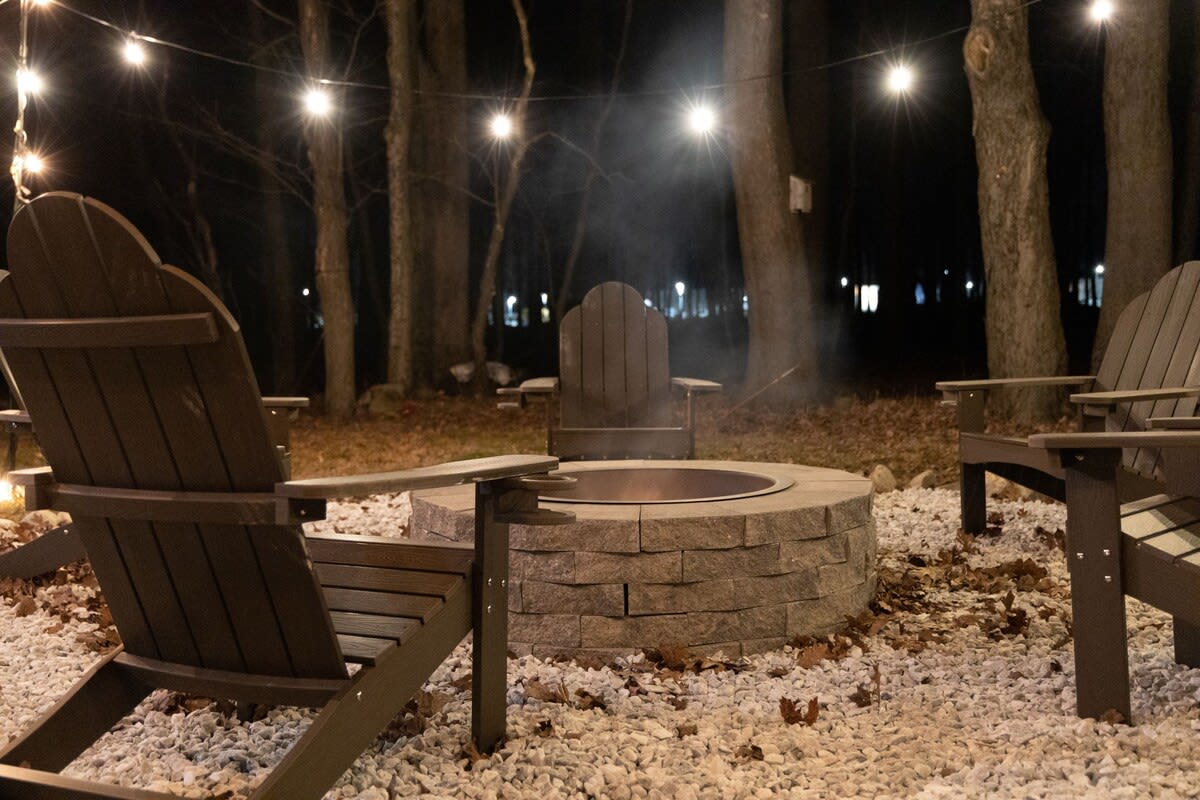 Harvest Hideaway | FirePit | Central Poco Location
