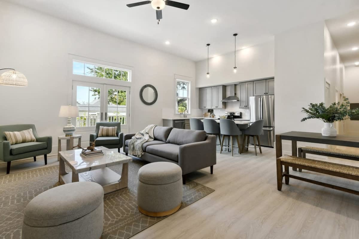 Gulf Coast Condos | Near Old Town — Bay St. Louis, MS — vacation rental
