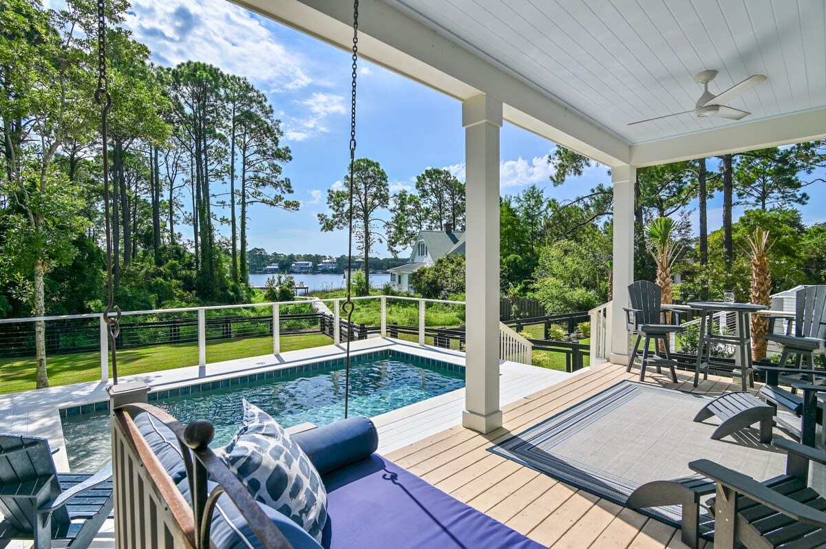 Coastal Cottage at Eastern Lake on 30A