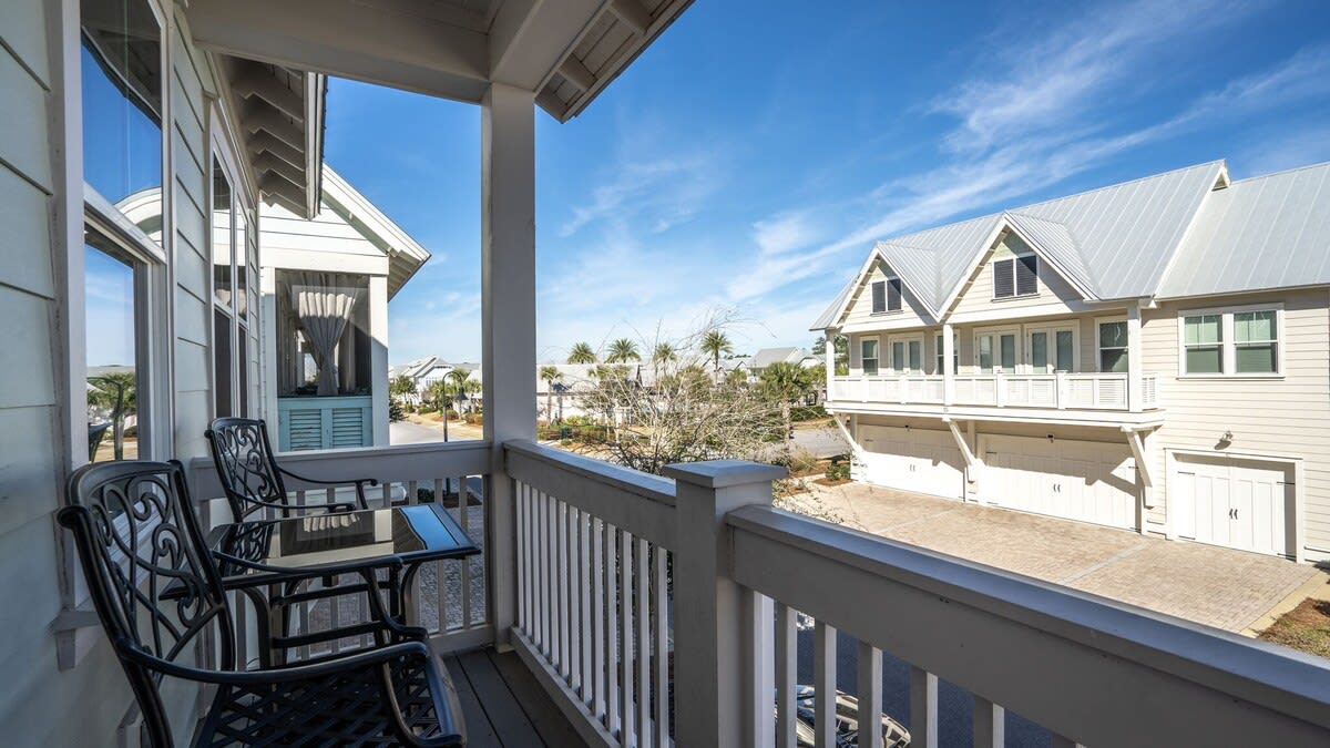 Pearl Lighthouse at Prominence North 30A