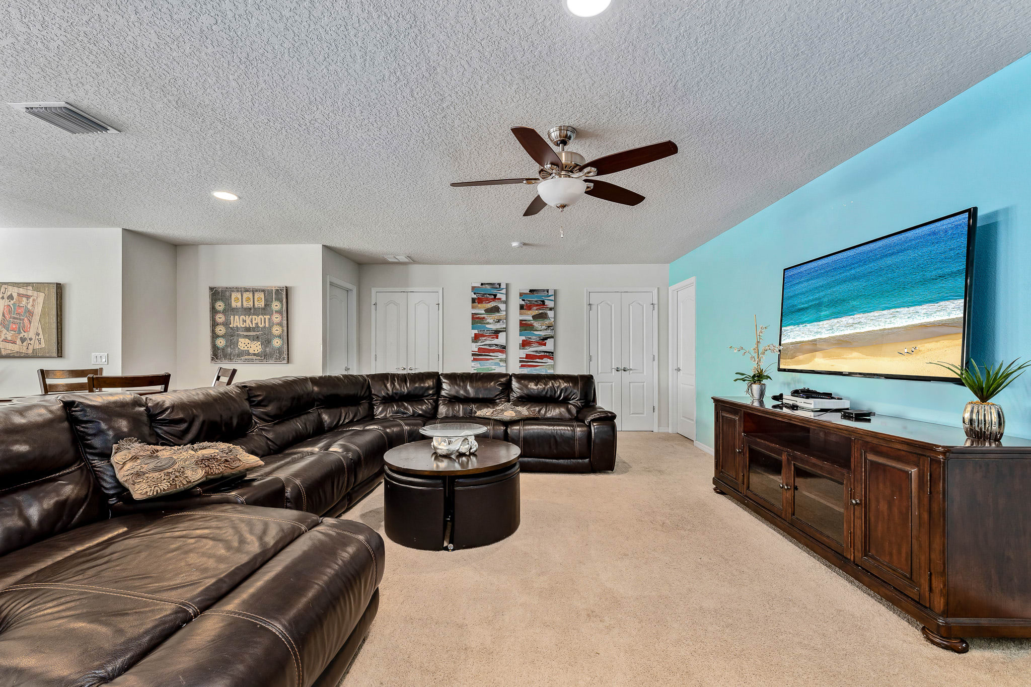 Luxury home w/private pool, water park & Disney