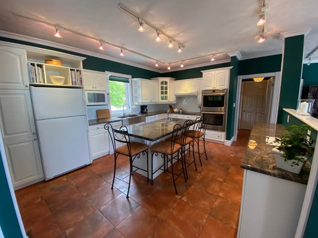 RC - Cottage #1332