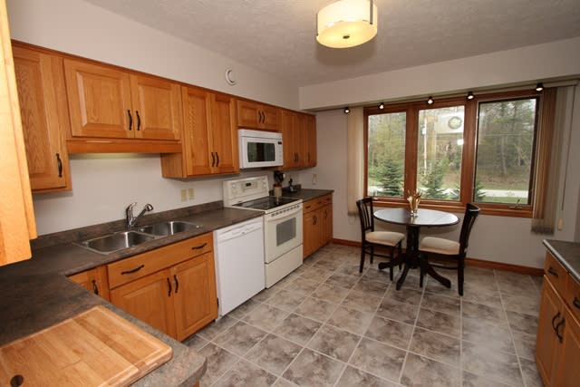 RC - Cottage #1837
