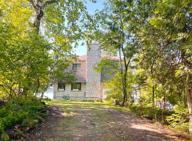 RC - Cottage #1364