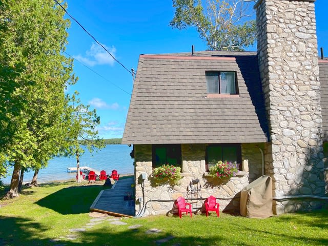 RC - Cottage #1364
