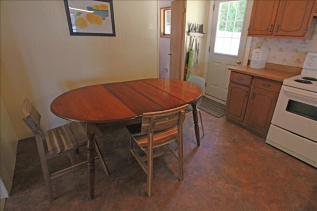 RC - Cottage #1202