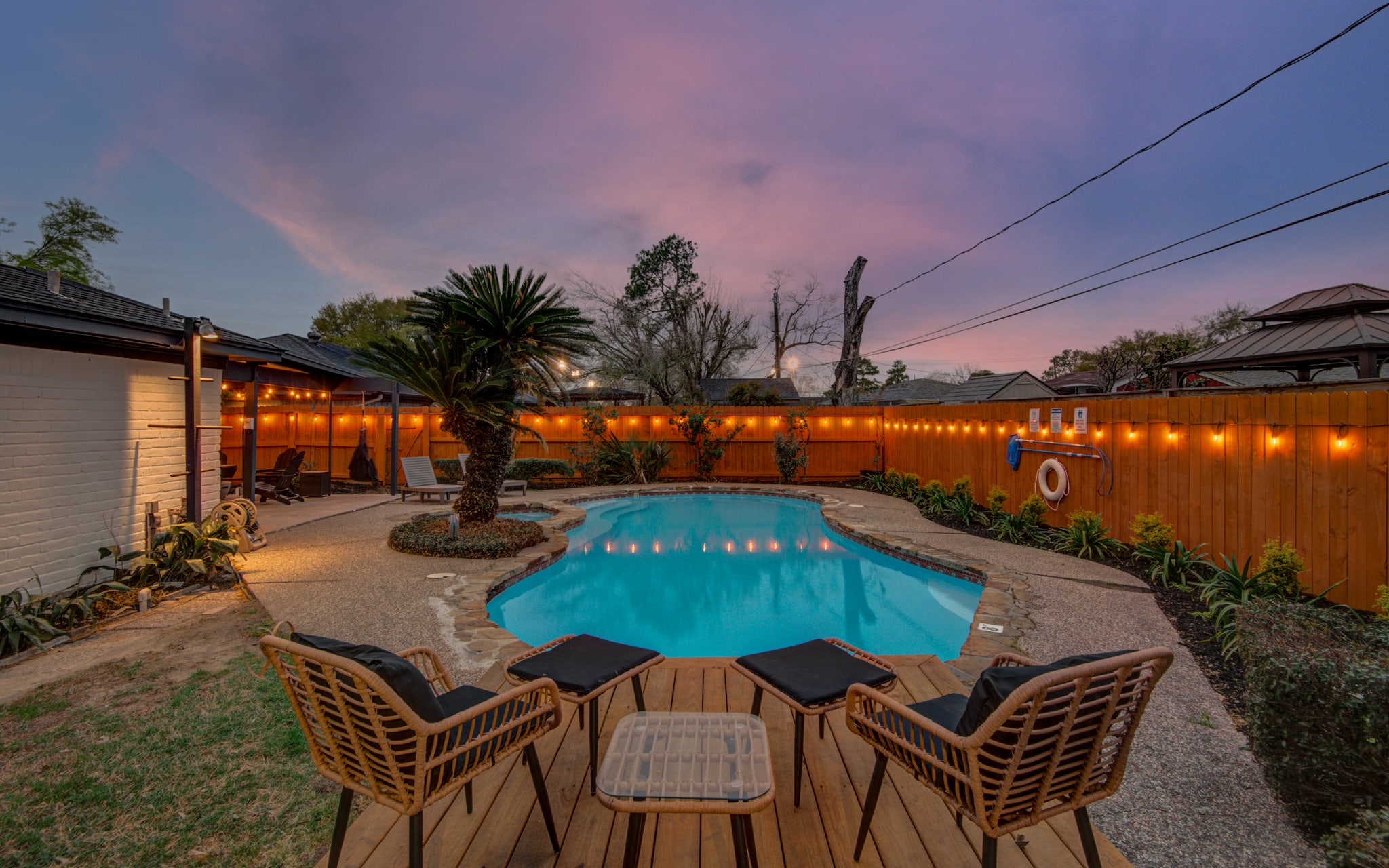 Spring Branch Getaway Feat 5BD, Pool, Hot tub — Houston, TX — vacation rental