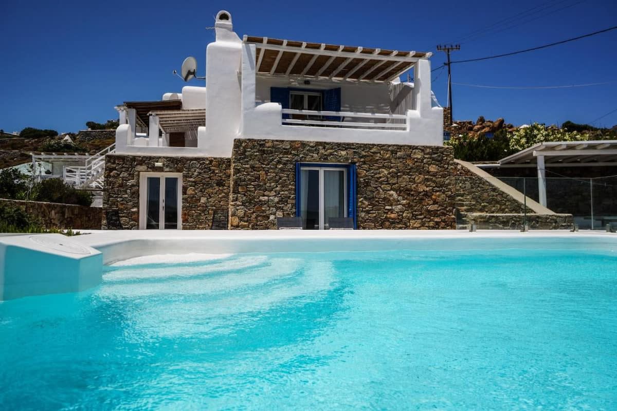 Mykonian Exclusive 3Bd Villa with Private Pool — holiday rental in Mykonos