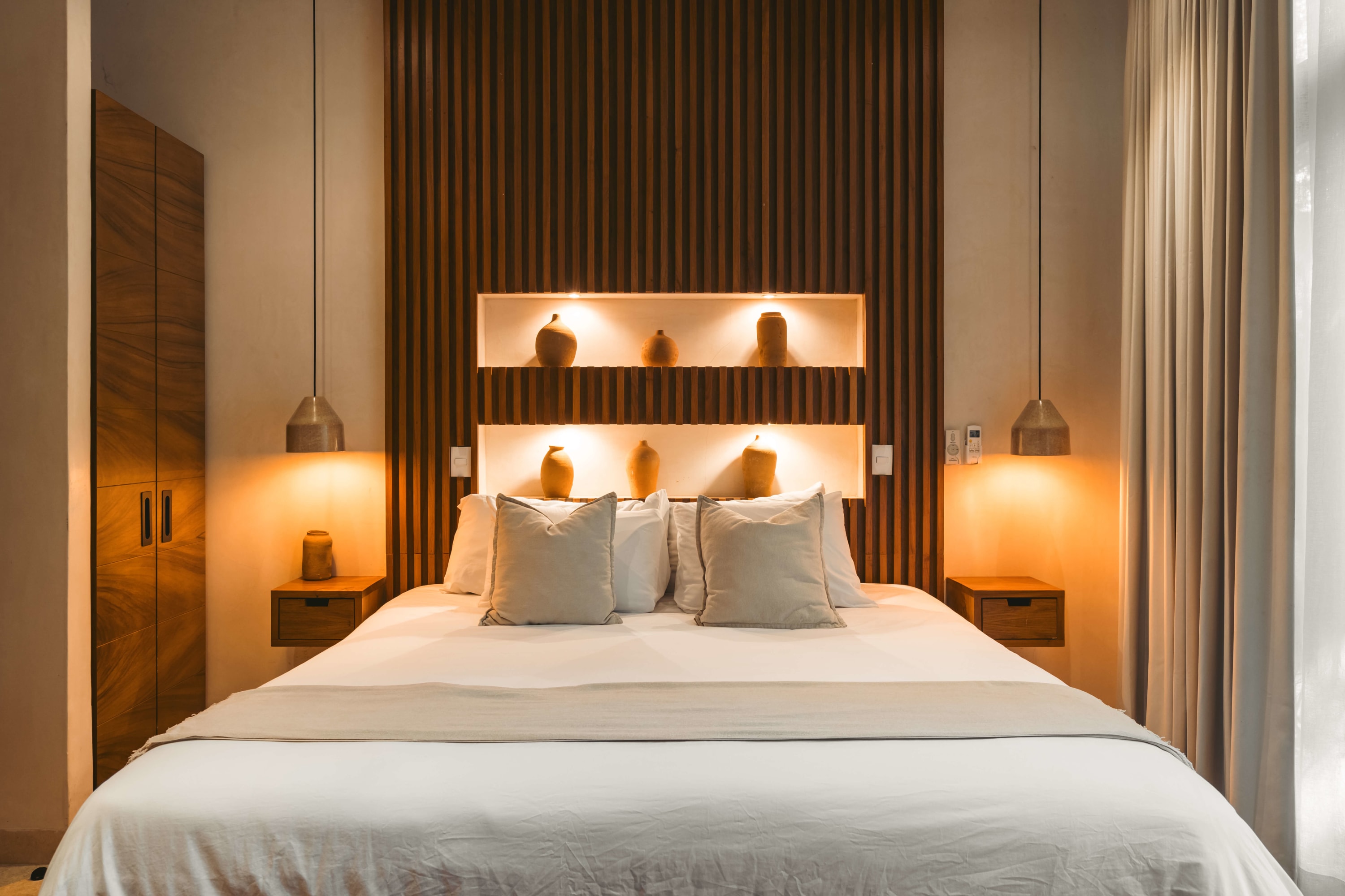 Beautiful and cozy room