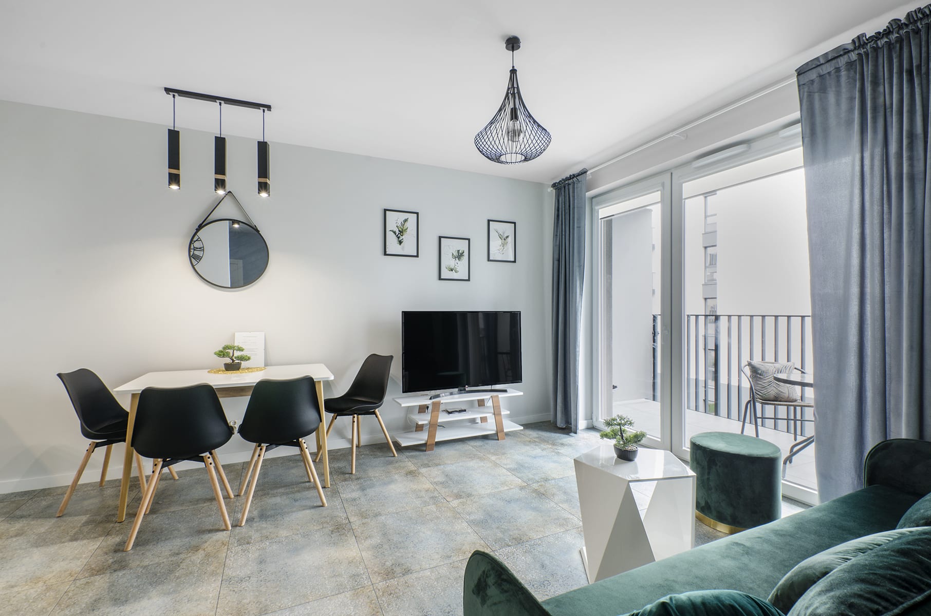 Lumina airy apart near Manufaktura