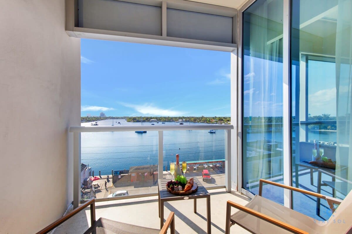 Bay View|Balcony|Amazing Pool|Hollywood Beach