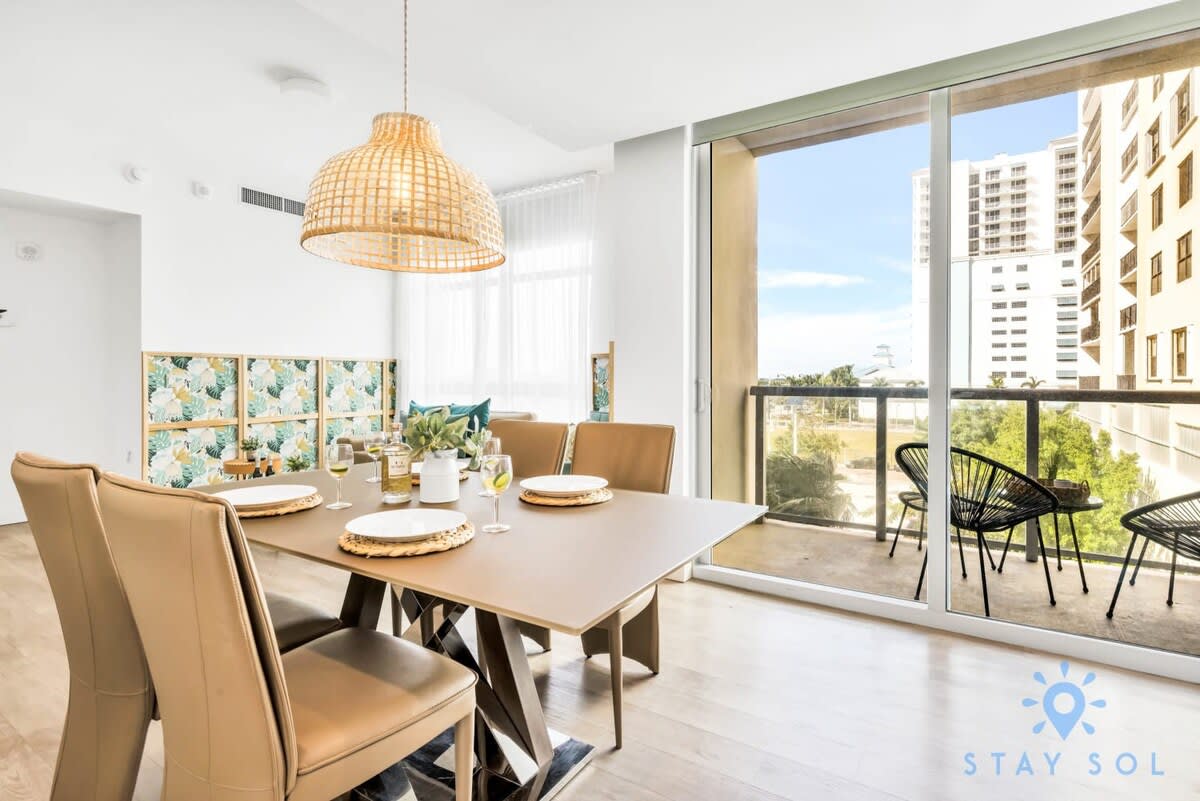 Lovely Apartment|Rooftop Pool|Hollywood Beach+ Gym