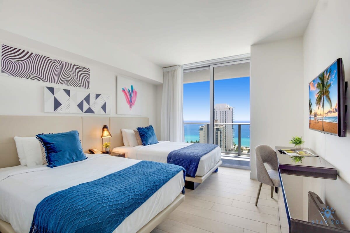 Awesome Ocean View and Amenities, Pools| 2 BR