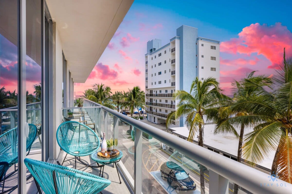 Awesome Pool|Balcony - Up To 6+ Near Beach