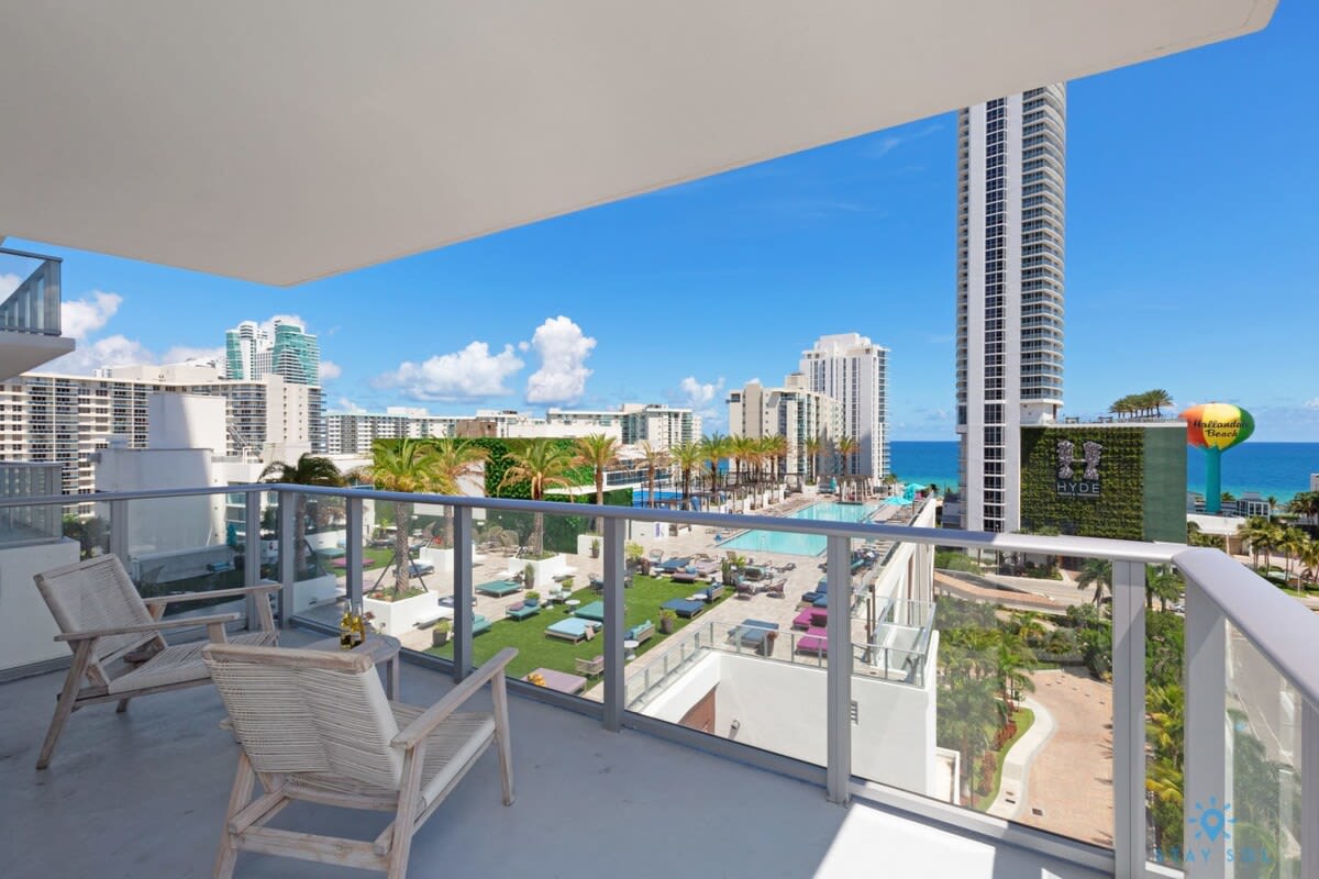 Wrap Around Balcony|Paradise Beach & Amazing Pools