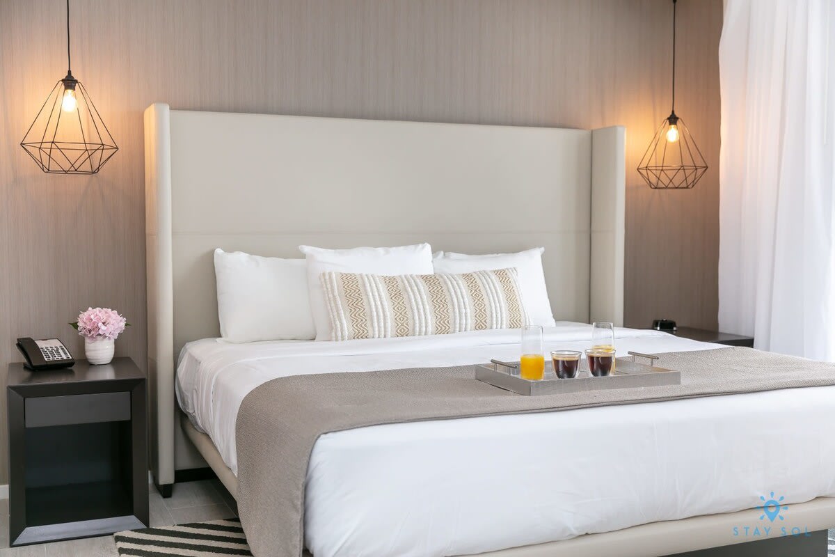 Corner Balcony-Enjoy 360° Views+ Near Beach+ Pool