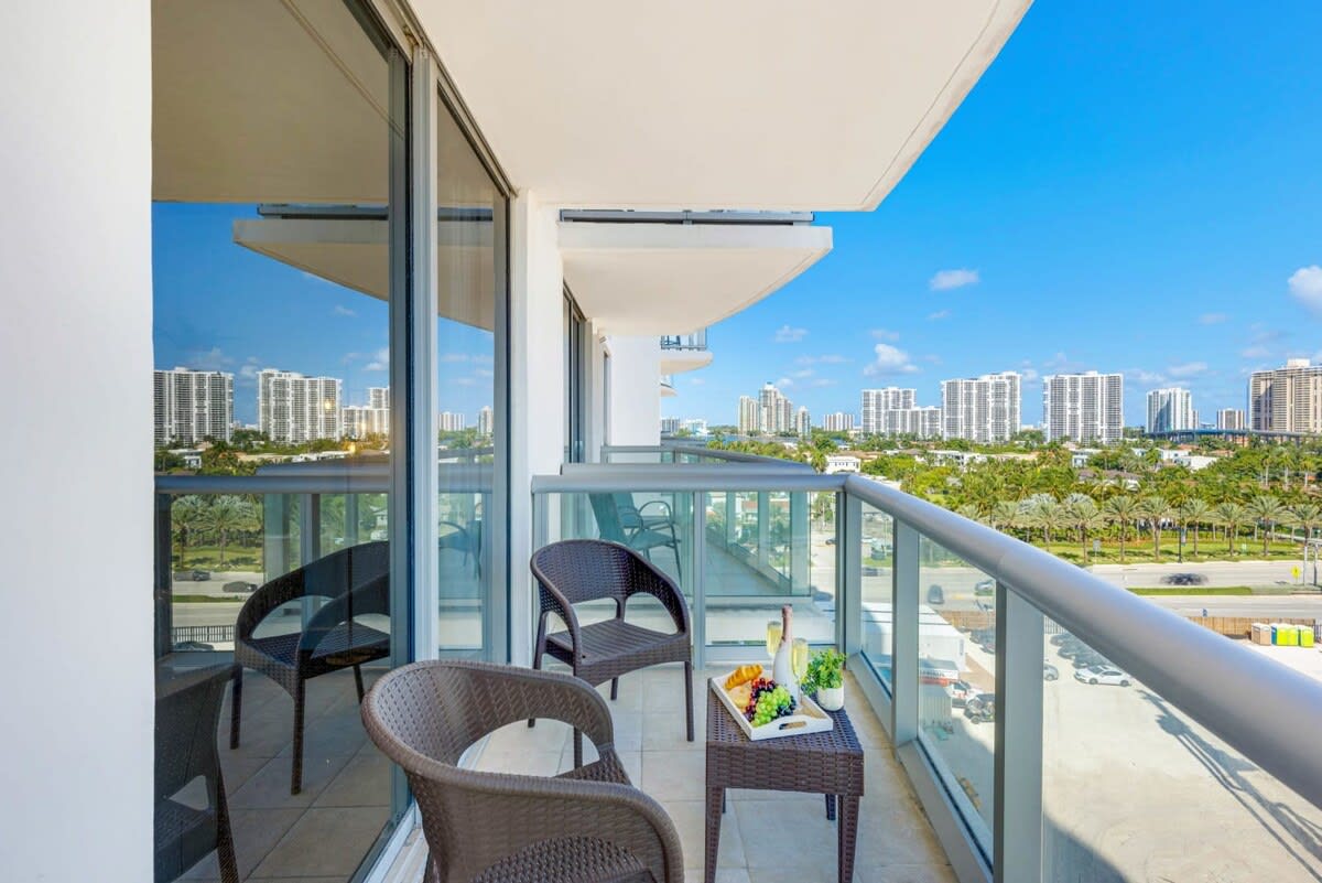 Beachfront Resort, Pool, Ocean View Balcony, Gym
