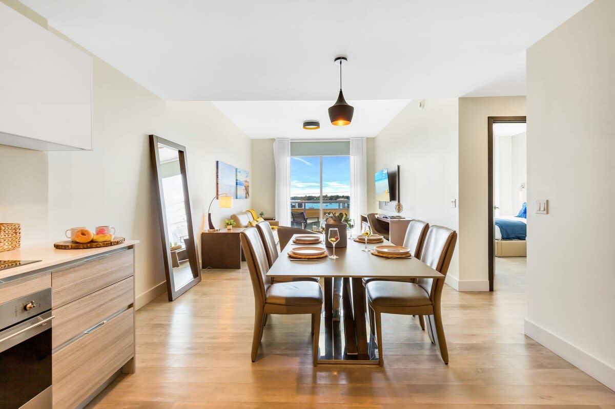 Front Bay View Terrace | Amazing Pool