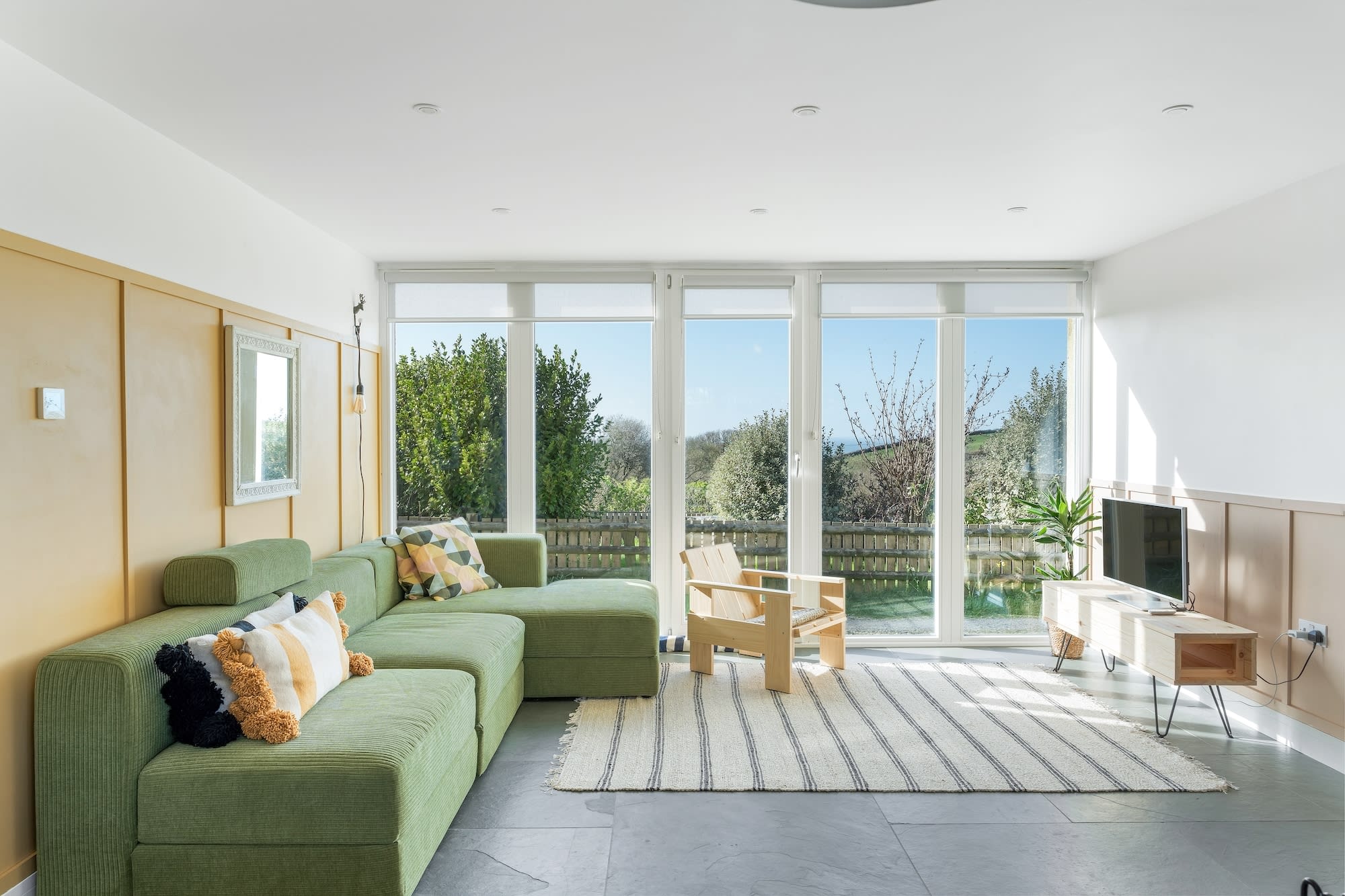 Beach Life, Cabin Vibes, Ocean Views nr Bude — Bude, England — vacation rental