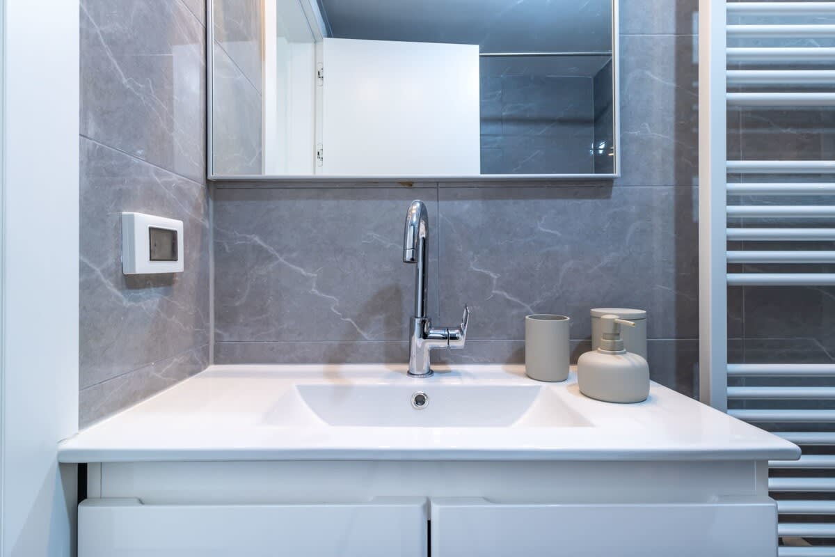 Panoramic Views 1 Bedroom, Savyon View Tower Unit SW68 – Jerusalem City Center photo 5